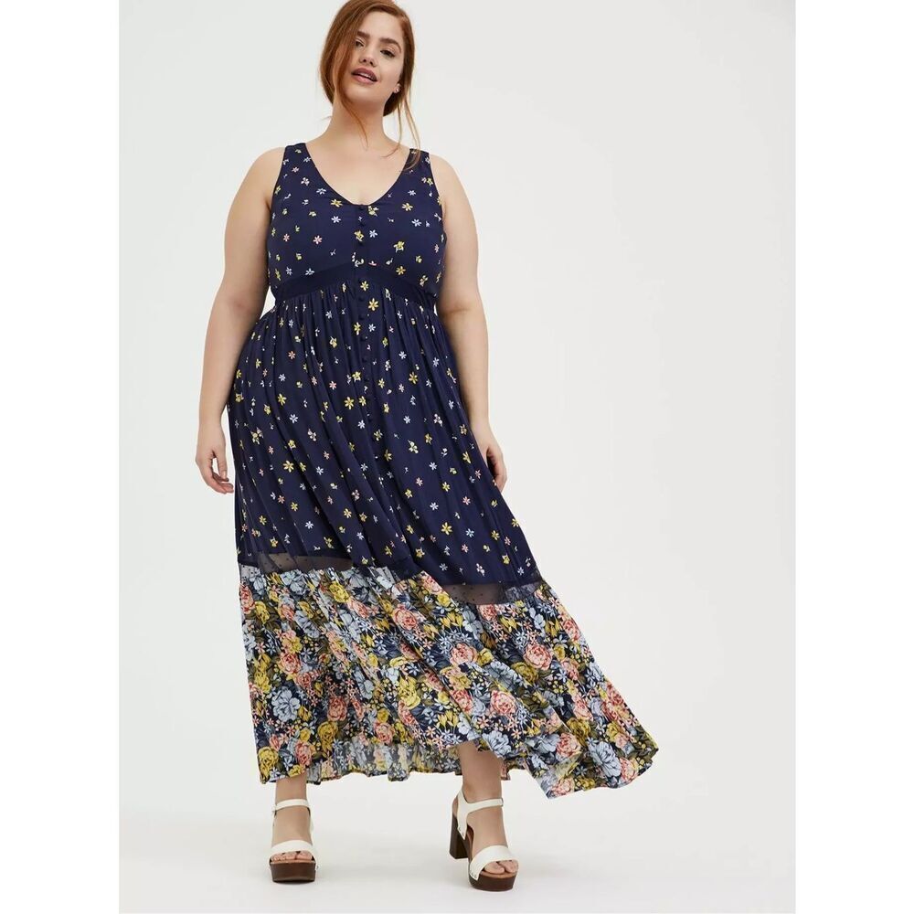 ✨Torrid Maxi Challis Button-Front Sz 2 Dress✨
